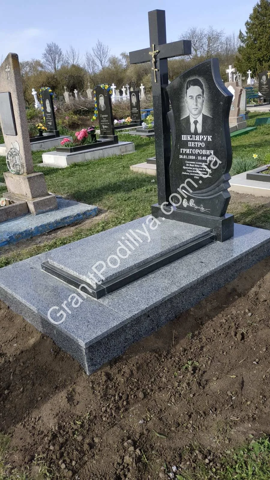 Подвійний пам'ятник з граніту - Кам'янець-Подільський | GranitPodillya